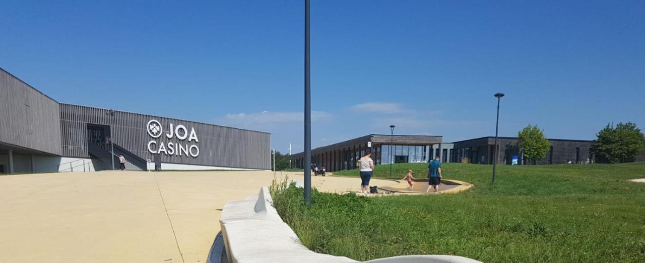 chez cadet Villa Larzicourt Kültér fotó